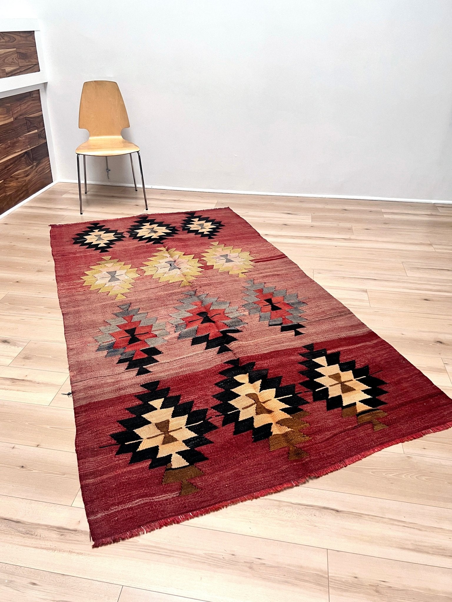 pergamum Vintage turkish kilim rug shop San francisco bay area. Navajo style rug. Buy turkish rug online