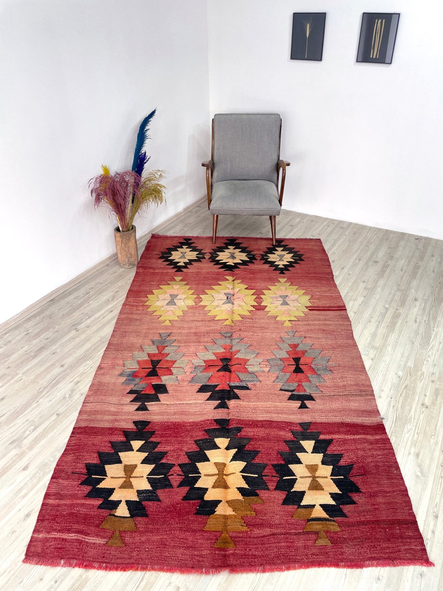 pergamum Vintage turkish kilim rug shop San francisco bay area. Navajo style rug. Buy turkish rug online