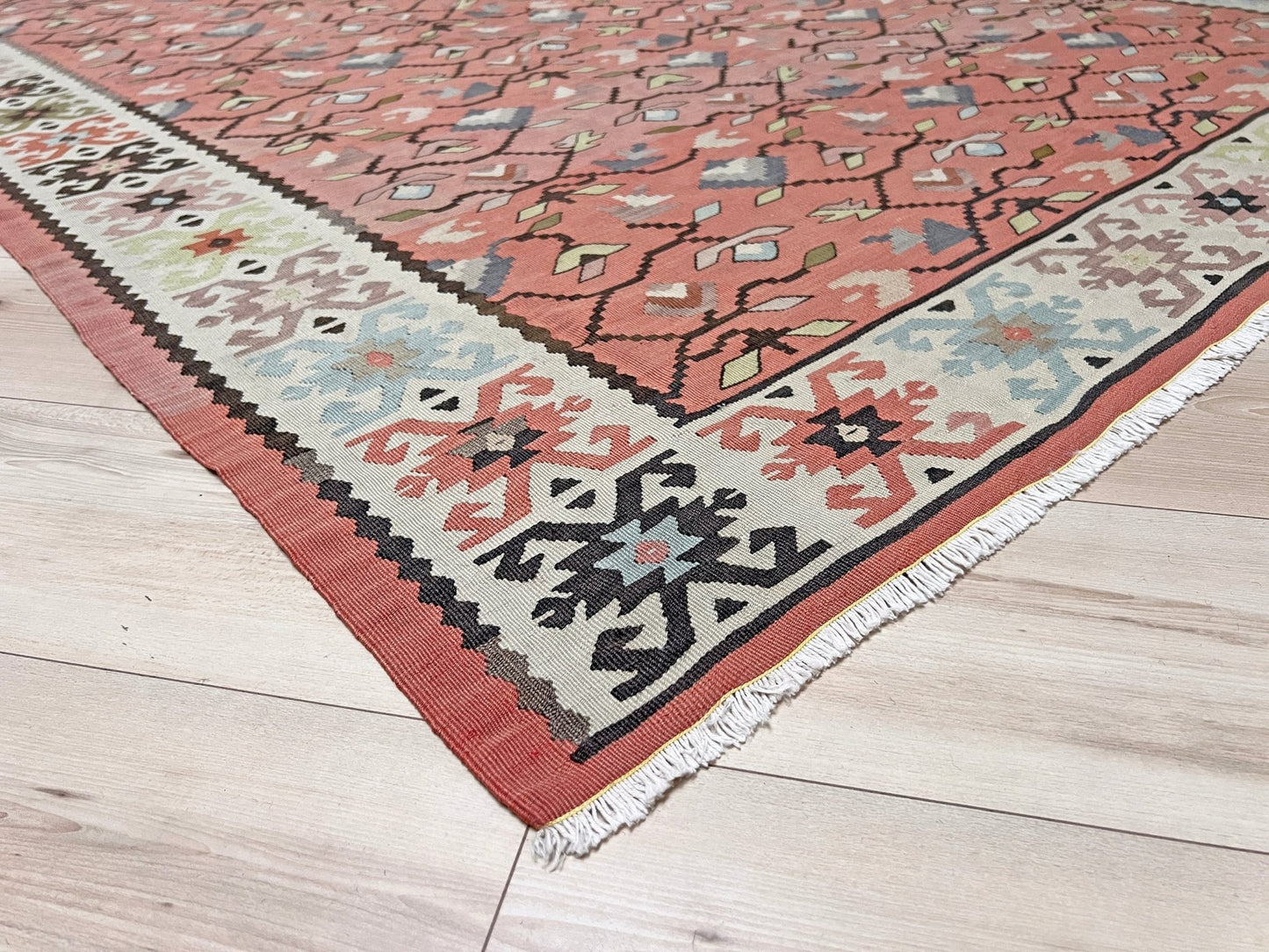 5x7 Pirot Kilim Handmade Balkan Rug Shop San Francisco Bay Area.Wool flatweave Carpet shop Palo Alto Berkeley for Living Room, Dining, Kitchen, Bedroom, Nursery. Buy rug online free shipping USA and Canada.