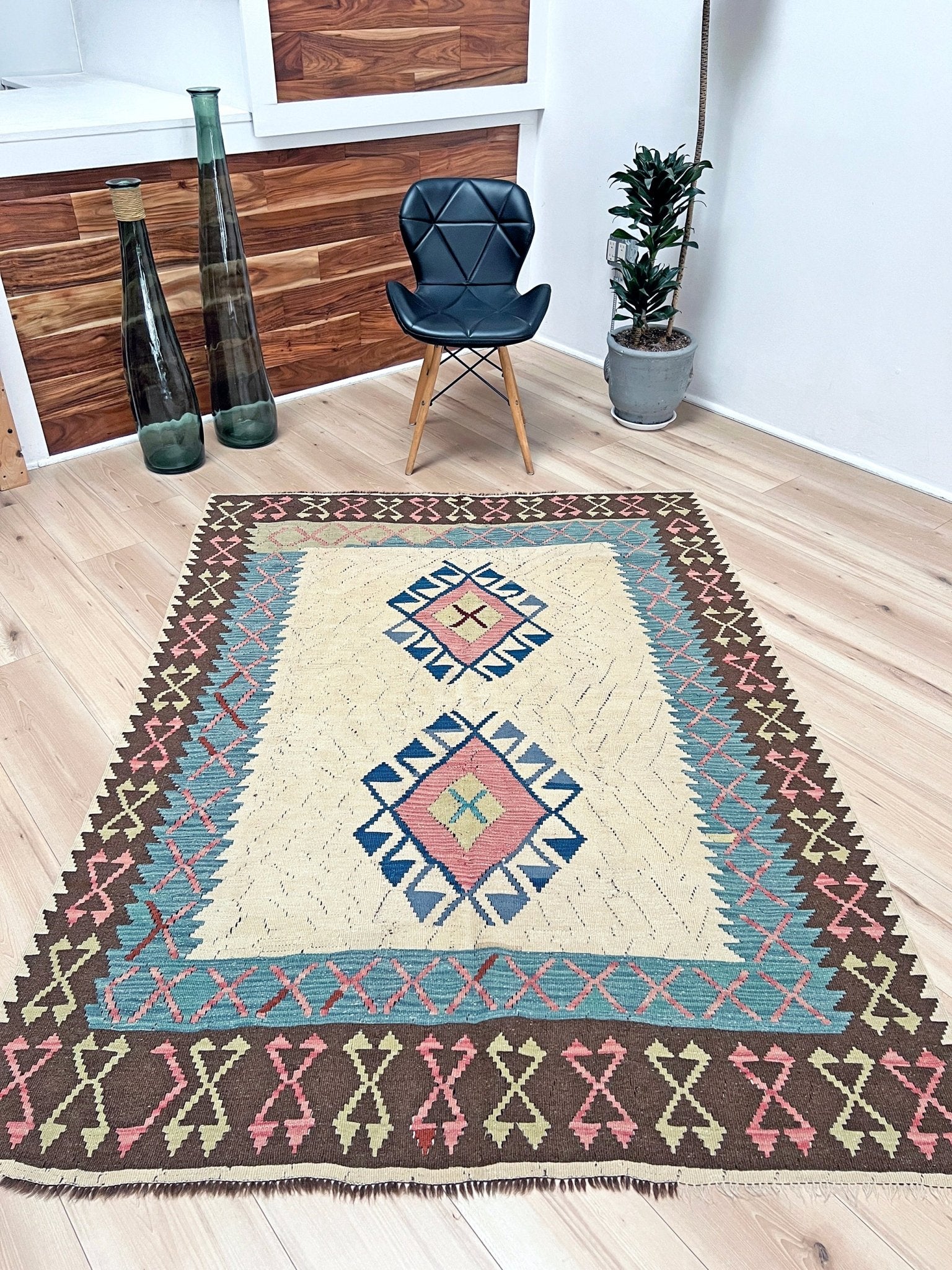 Vintage turkish flatweave kilim rug shop san francisco bay area. 4x6  Handmade wool rug. Buy rug online.