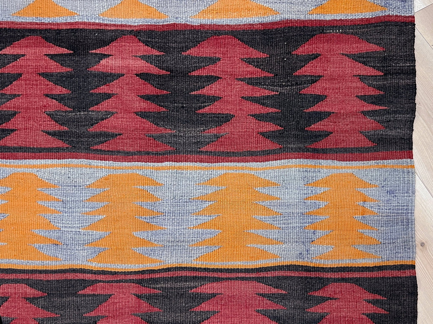 Denizli vibrant turkish kilim rug shop san francisco bay area. Buy handmade wool rug for nursery.Vintage striped handmade turkish kilim rug shop. Wool Flatweave rug nursery kitchen bedroom